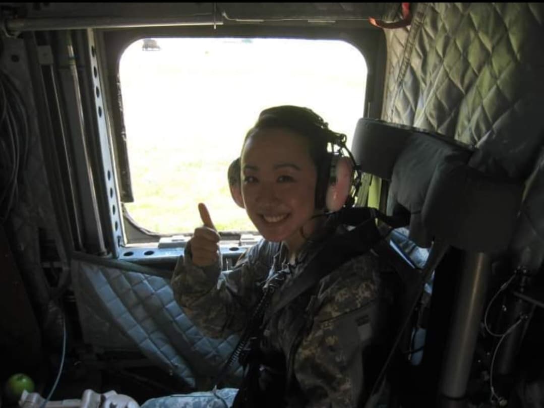 dr. henna kim flying in army helicopter chinook